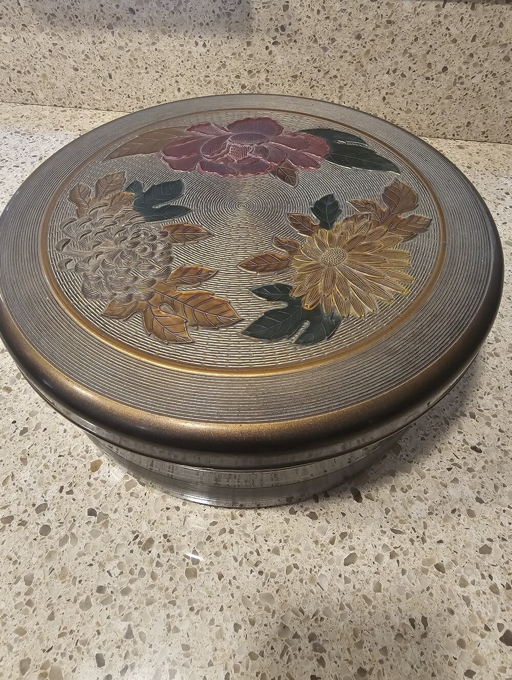 Vintage Japanese Decorative Floral Laquer Round  Multicolor Box